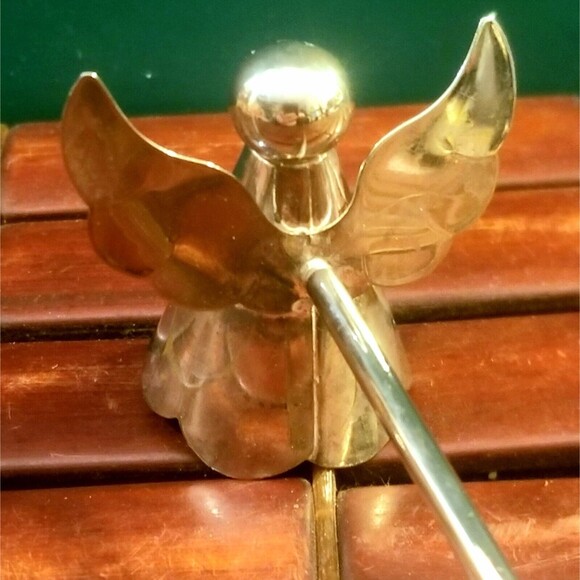 Vintage Angel Candle Snuffer Silverplate On Brass Made In Hong Kong 9.52" Long - Picture 4 of 5